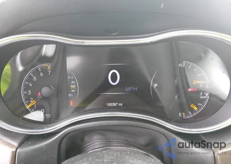 2015 Jeep Grand Cherokee Laredo z USA, uszkodzony, nr VIN 1C4RJEAG6FC219131